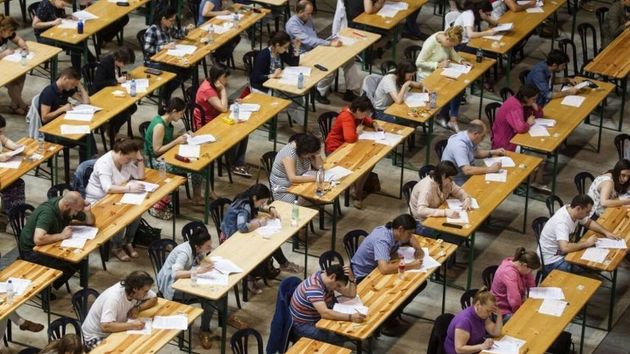 El BOE publica oposiciones con miles de plazas para trabajar como funcionario y nuevas bolsas de empleo público