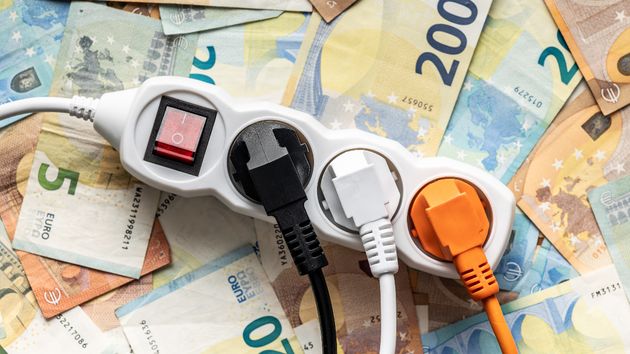 El precio de la luz del lunes 16 de junio en el PVPC: horas más baratas y caras