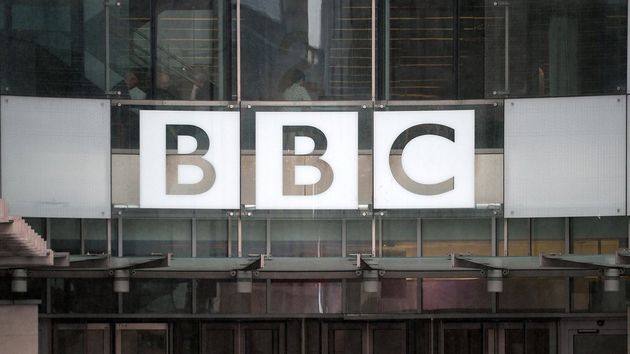 La BBC despedirá a cientos de trabajadores para ahorrar unos 578 millones de euros