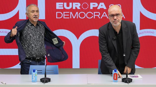CCOO y UGT piden a Yolanda Díaz que se deje de “excusas” y apruebe el registro horario: "no es momento de tirar la toalla"