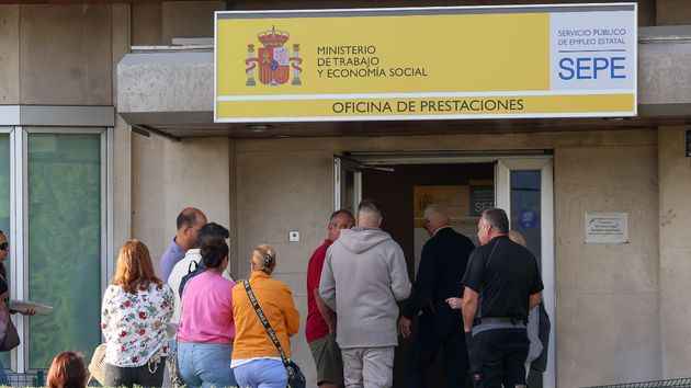 El Banco de España avisa que la sobrecotización del subsidio para mayores de 52 años desincentiva volver a trabajar