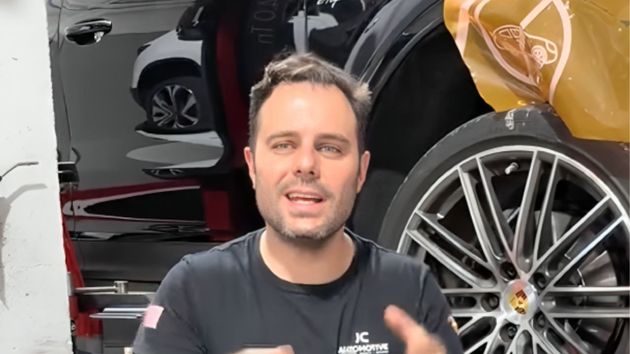 Juanjo, mecánico: "Este mito es totalmente falso: nunca hay que recargar el aire acondicionado de tu coche, y si lo tienes que hacer es que hay un problema