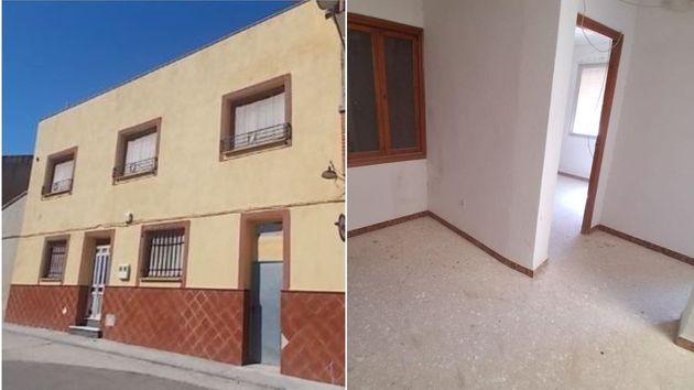 Unicaja vende una casa de 309 metros con 3 habitaciones y terraza por solo 30.000 euros