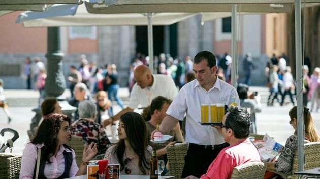 Hostelería de España presenta una web de empleo con 50.000 vacantes y un proceso de selección agilizado con la Inteligencia Artificial