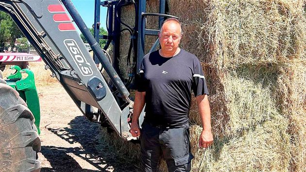Alberto, 54 años, agricultor: "Ganamos unos 130 euros limpios por hectárea, vendemos a precios de hace más de 30 años"