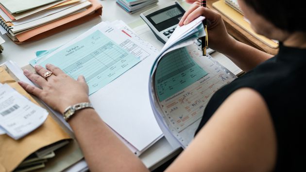 Un error en la nómina acaba en huelga: la empresa les pagó 600 euros de más, los reclama y los trabajadores no los quieren devolver