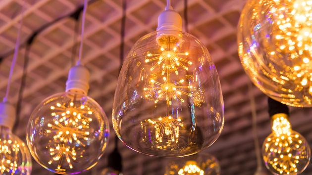 El precio de la luz del martes 30 de junio de 2026 en el mercado mayorista: horas más baratas y caras