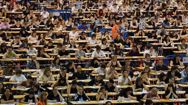 Nuevas oposiciones confirmadas por el BOE miles de plazas para trabajar como funcionario de carrera: muchas sólo con la ESO o Bachillerato