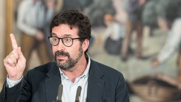 Trabajo defiende que España es "referente" mundial frente al calor, mientras los sindicatos urgen el reglamento prometido