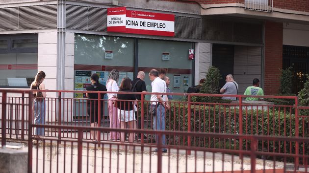 El subsidio para mayores de 52 años será compatible con la incapacidad permanente total, pero los ingresos no pueden superar el 75% del salario mínimo