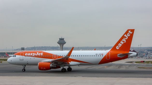 EasyJet niega irregularidades en el registro del convenio de sus tripulantes de cabina tras las acusaciones de USO