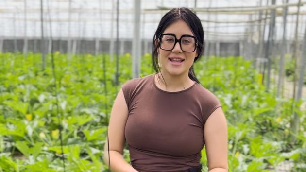 Laura, agricultora: “Dice la gente que no se paga bien en la agricultura, pero es que no hay trabajo, cariño mío, ¿cómo os voy a pagar bien?”