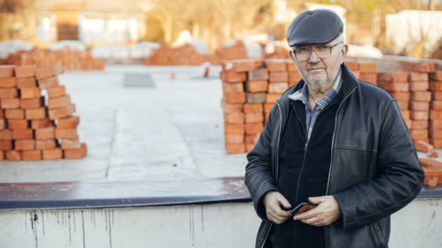 Ángel Flores, albañil jubilado: "En la Expo 92 había prisa, pero hubo gente que ganó dinero porque las horas extra eran caras"