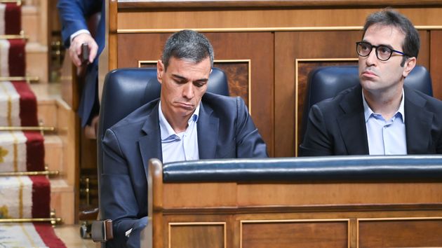 Sánchez critica a Feijóo que equipare las bajas con el cáncer y Cuerpo pide no "frivolizar”
