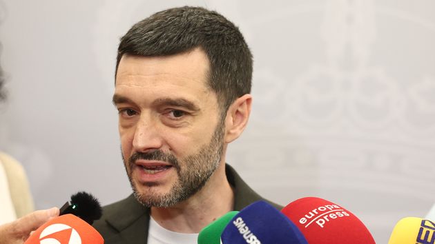 El Gobierno ‘fulmina’ a los ayuntamientos en la gestión de viajes del Imserso y deriva 13.000 plazas a las agencias