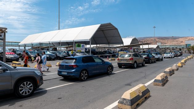 Más de 57.000 personas embarcan en Almería en las tres primeras semanas de la OPE