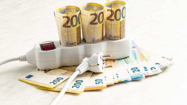 El precio de la luz este domingo 12 de julio de 2026 en el mercado mayorista: las horas más baratas y caras