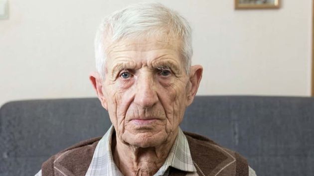 Le piden devolver 4.513,35 euros de su pensión de jubilación por estar de alta sin trabajar y la justicia lo anula por tratarse de un desajuste de fechas provocado por un despido nulo