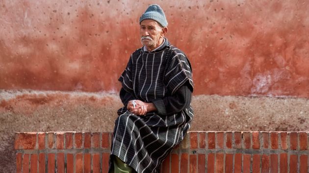 Viaja a Marruecos mientras cobra el paro y ahora el SEPE le reclama 8.500 euros: dijo que no pudo volver porque tenía síntomas de covid