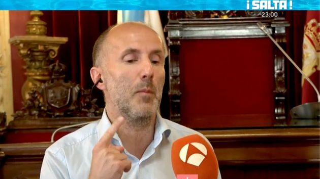 Un alcalde pide el despido libre para los funcionarios: “no es solo que trabajen poco, sino que todo el día están pensando de qué forma pueden escaquearse”