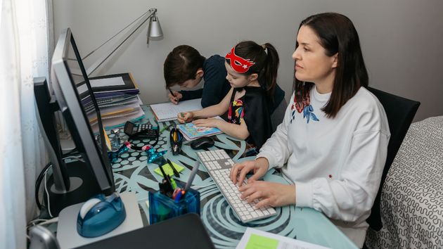 Poder pasar tiempo con la familia importa más que el sueldo a la hora de buscar empleo según un estudio