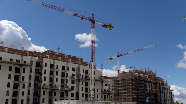 La firma de hipotecas frena en seco y cae un 0,1% rompiendo una racha de casi dos años de subidas