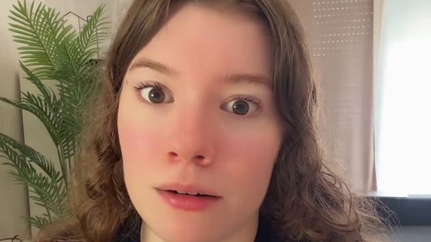 Laura, higienista bucodental: “Me dejaron sola para atender pacientes sin contrato y acabé con un ataque de ansiedad”
