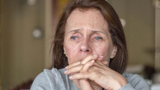Una mujer de 65 años logra una pensión vitalicia de 1.000 euros tras dedicarse 41 años al hogar y la familia, pero la justicia rechaza cobrar el 45% de los ingresos netos de su exmarido