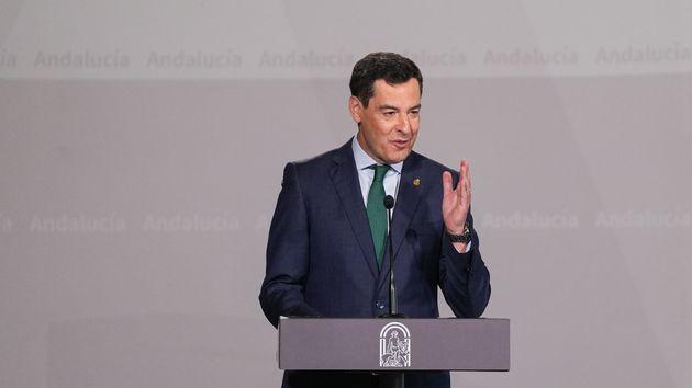La Junta de Andalucía aprueba una ayuda combinada para pagar facturas de luz y mejorar la eficiencia energética de las viviendas