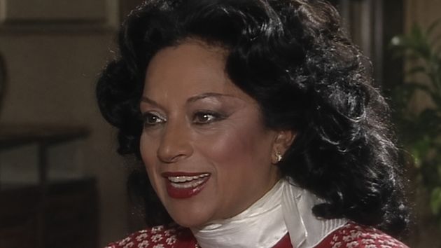 Lola Flores, hace 45 años: “Mi padre no encontraba trabajo y estuve casi a punto de quedarme sin comer”