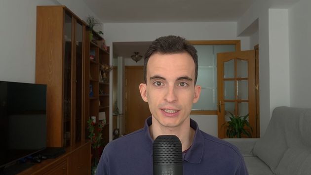 Pedro Becerro, experto en finanzas: "No invertir a largo plazo el dinero que no necesites también es una decisión, y es mala"