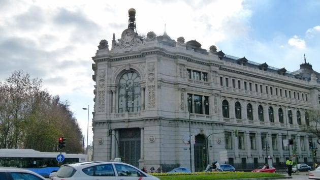 El Tesoro vuelve a disparar la rentabilidad de la deuda a medio y largo plazo colocando 6.043 millones de euros entre los inversores