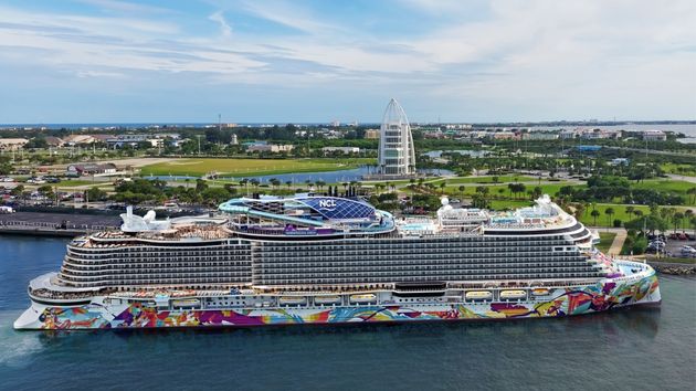 Norwegian Cruise necesita trabajadores para sus cruceros internacionales: no hace falta tener estudios y el alojamiento es gratis