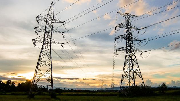 El precio de la luz del domingo 9 de agosto en el mercado mayorista: las horas más baratas y caras