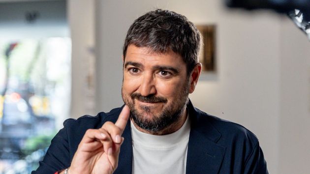Antonio Orozco (52), sobre la lección que le dio su padre: “Si quería una guitarra, tenía que trabajar todo un verano con él en la obra”