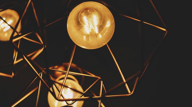 El precio de la luz este viernes 14 de agosto en el mercado mayorista: las horas más baratas y caras