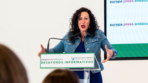 El Ayuntamiento de Almería aprueba la licitación de la asistencia técnica para garantizar la calidad de los servicios de las playas
