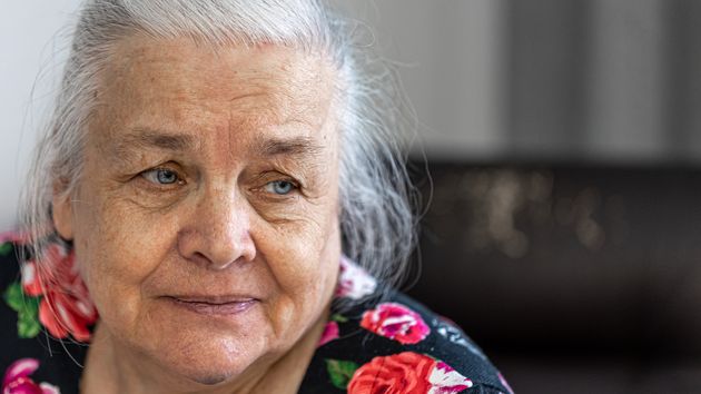 Una mujer de 72 años logra una pensión vitalicia de 2.000 euros al mes tras renunciar a su vida laboral y dedicar 35 años al hogar
