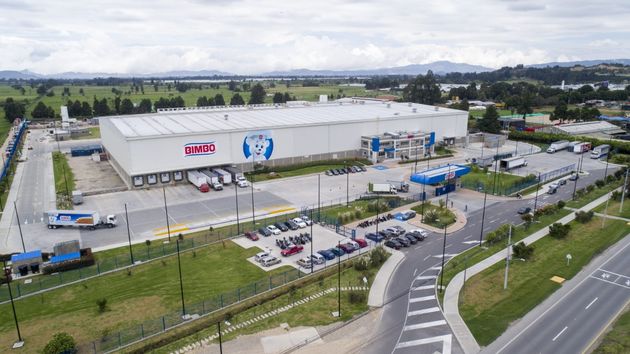 Bimbo necesita personal para reparto, producción y logística: sueldo de 24.000 euros y jornada intensiva de mañana