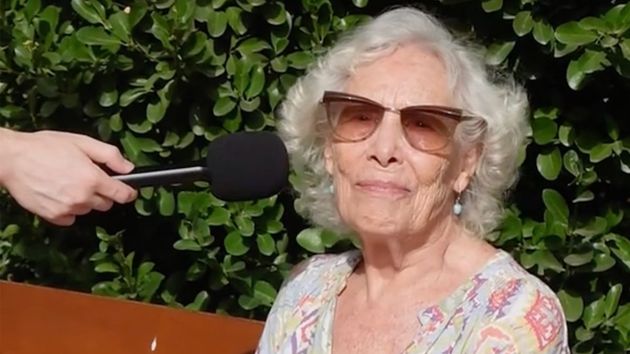 Una mujer de 91 años aconseja a los jóvenes: “no busquen la felicidad solo en las emociones, en nuevas cosas, traten de encontrarla dentro de sí, en su día a día”