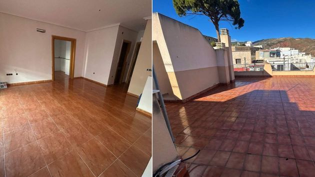 CaixaBank vende este piso por 48.000 euros con 2 habitaciones y una gran terraza que necesita reformas para  entrar a vivir