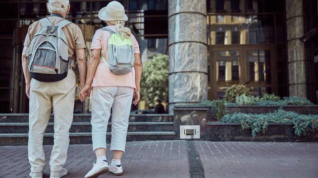 El Corte Inglés reta al Imserso con un viaje a la ciudad que nunca duerme: 8 días con vuelo incluido y pensión completa