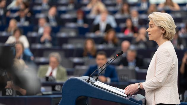 La gran contradicción de la UE: promete menos dependencia de China mientras le 'regala' la histórica fábrica de coches de Galicia
