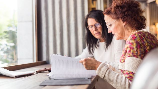 Dos hijas deben responder de una deuda ganancial de sus padres de 499.938,24 euros, aunque su madre siga viva, porque aceptaron la herencia del padre pura y simplemente
