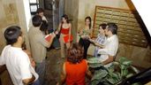 Imagen representativa de una reunión de vecinos