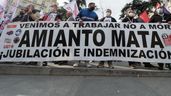 Una manifestación por las víctimas del amianto en 2022
