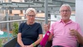 La pareja durante una entrevista 
