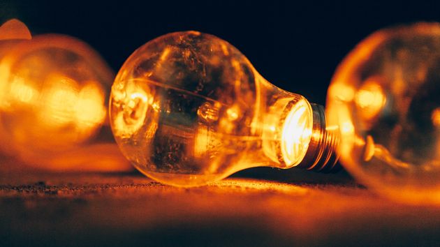 Bombillas encendidas