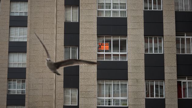 Una vivienda con el cartel de 'se vende'