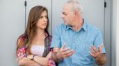 Padre e hija enfadados